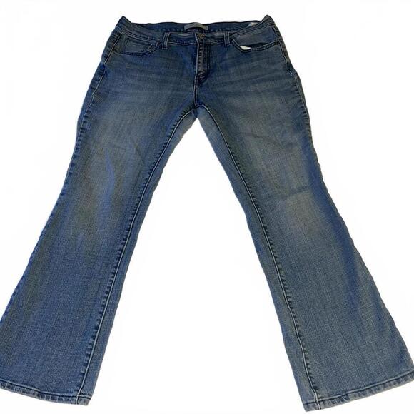 Levi's Denim - Levi's Bootcut 515 Jeans Classic Blue Denim Light Wash  Woman’s Size 12 S/C